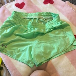 Under Armour Green Athletic Shorts Lightweight Elastic Waist